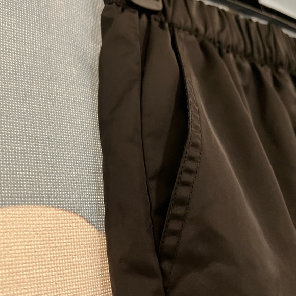 NWOT Forever 21 Cargo Pants 🖤 - Picture 5 of 9